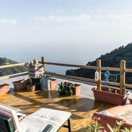 La Finestra Sul Mare A Drignana Villa Vernazza Exteriör bild