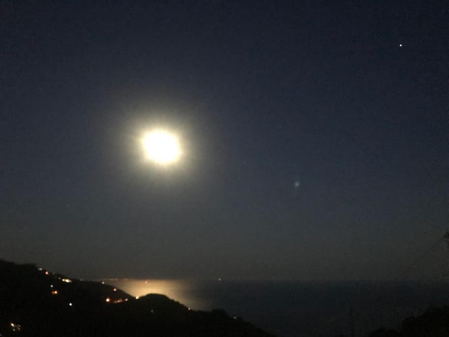 La Finestra Sul Mare A Drignana Villa Vernazza Exteriör bild