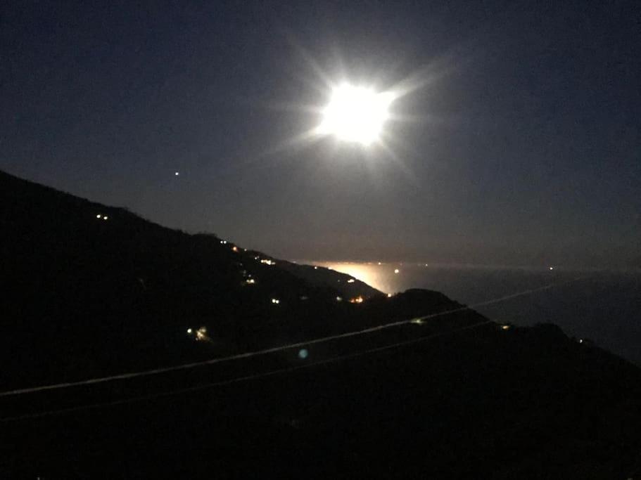 La Finestra Sul Mare A Drignana Villa Vernazza Exteriör bild